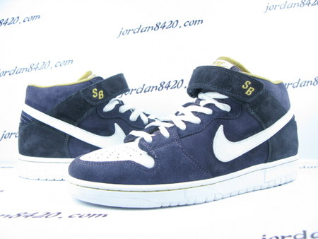 nike-sb-dunk-mid-premium-navy-blue-white-1