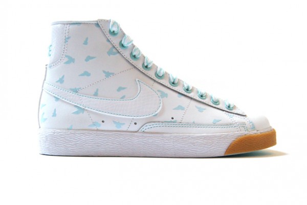 nike-blazer-baby-blue-birds-600x400