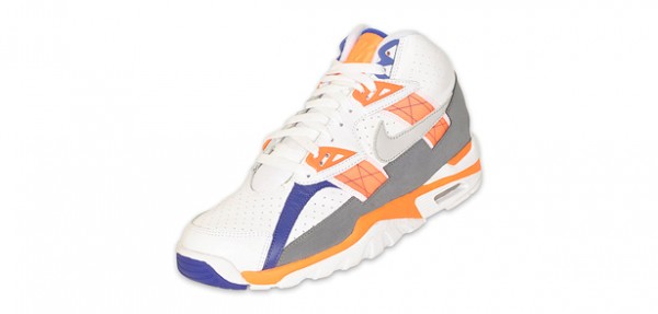air-trainer-sc-white-orange